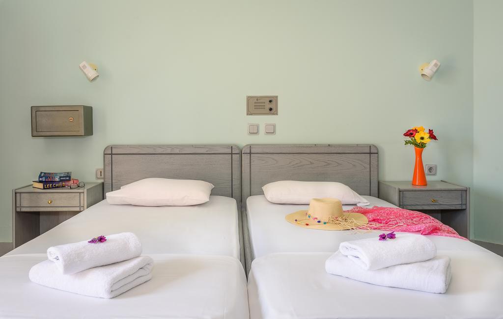 Aparthotel Louladakis
