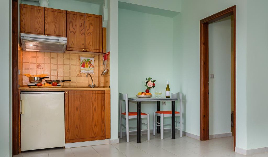 Louladakis Aparthotel 2*