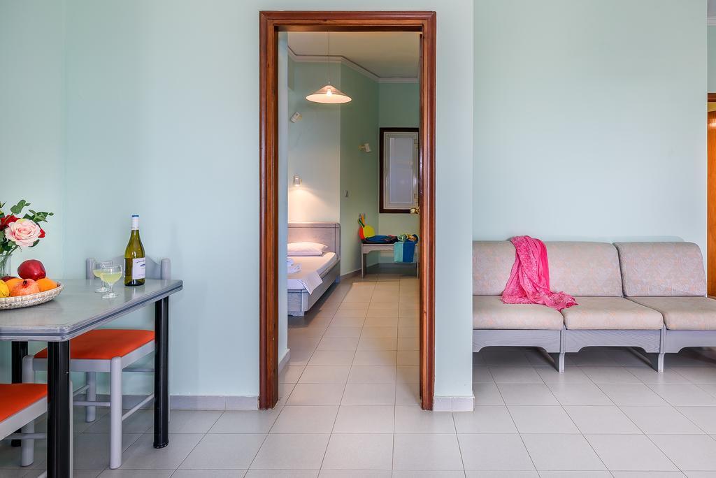 Aparthotel Louladakis 2*